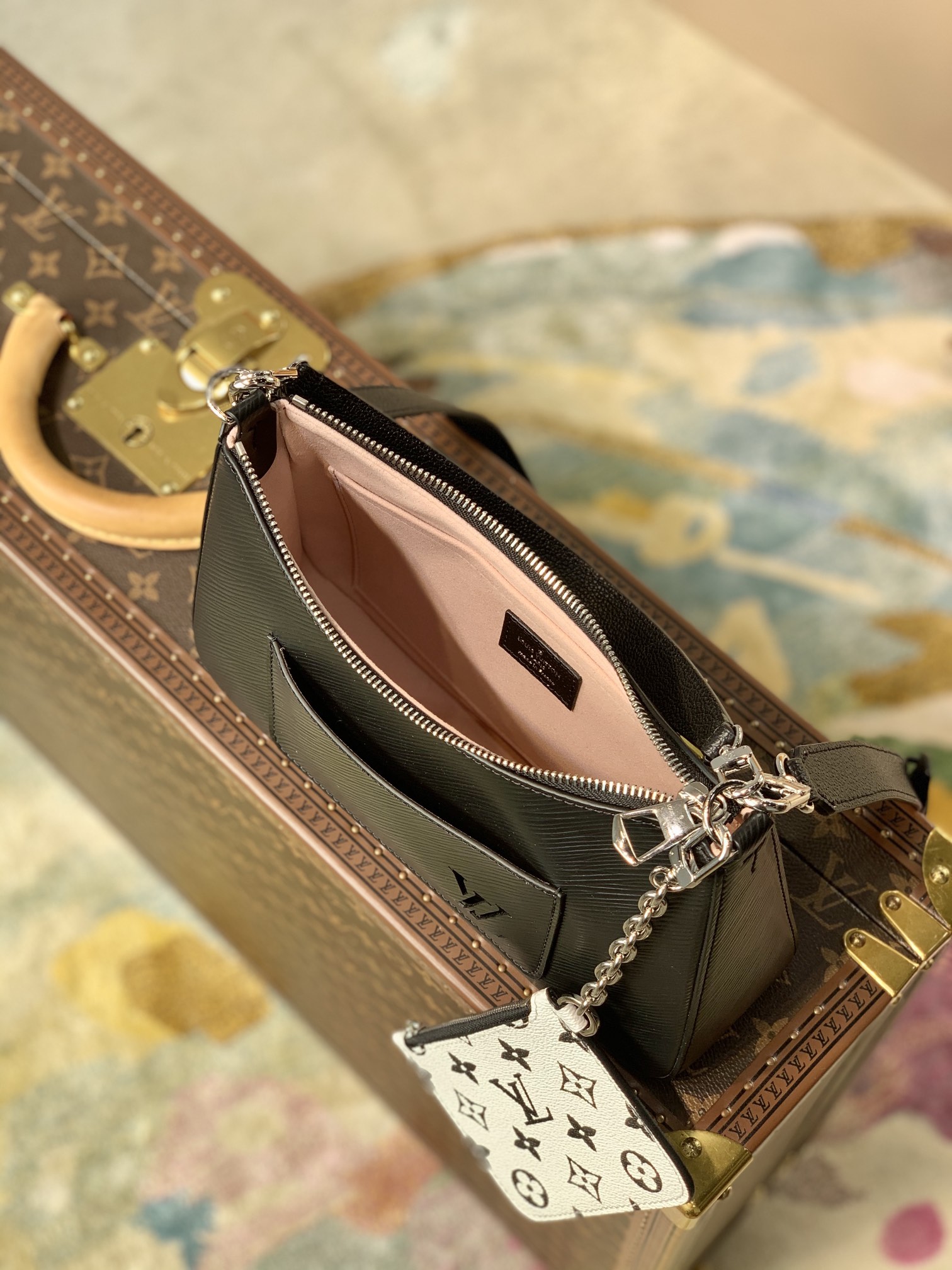 Louis Vuitton Marell Handbags-M80689-25 x 15 x 8CM Louis Vuitton Marell Handbags-M80689-25 x 15 x 8CM