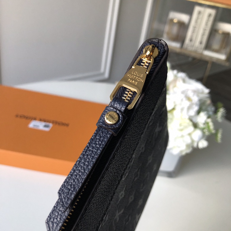 Louis Vuitton Pouch-29.5×21CM