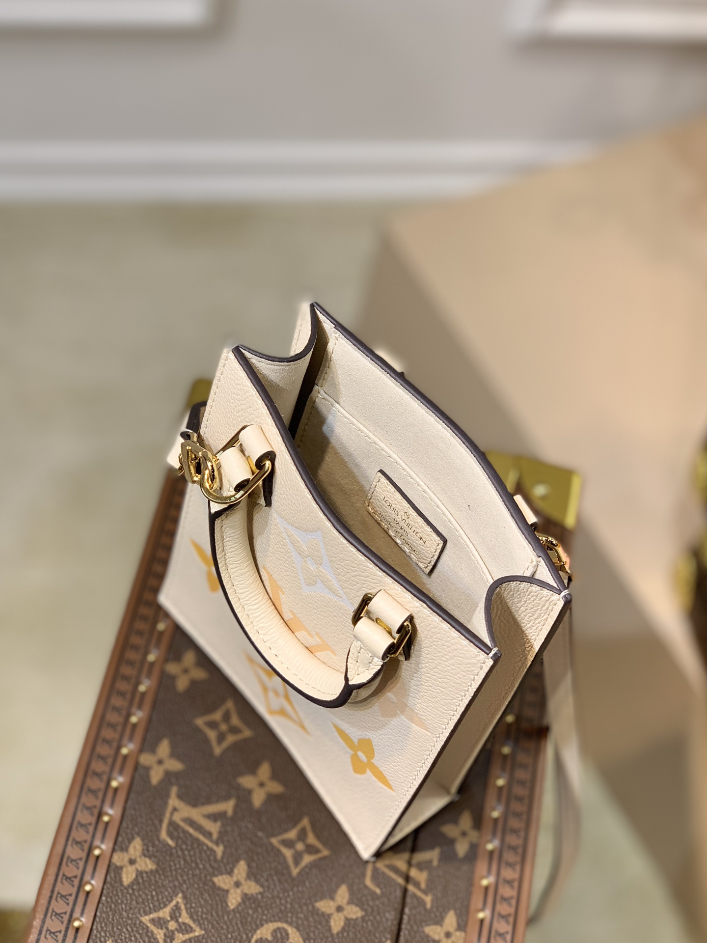 Louis Vuitton Petie Sac Plat Tote-17*14*5.5CM