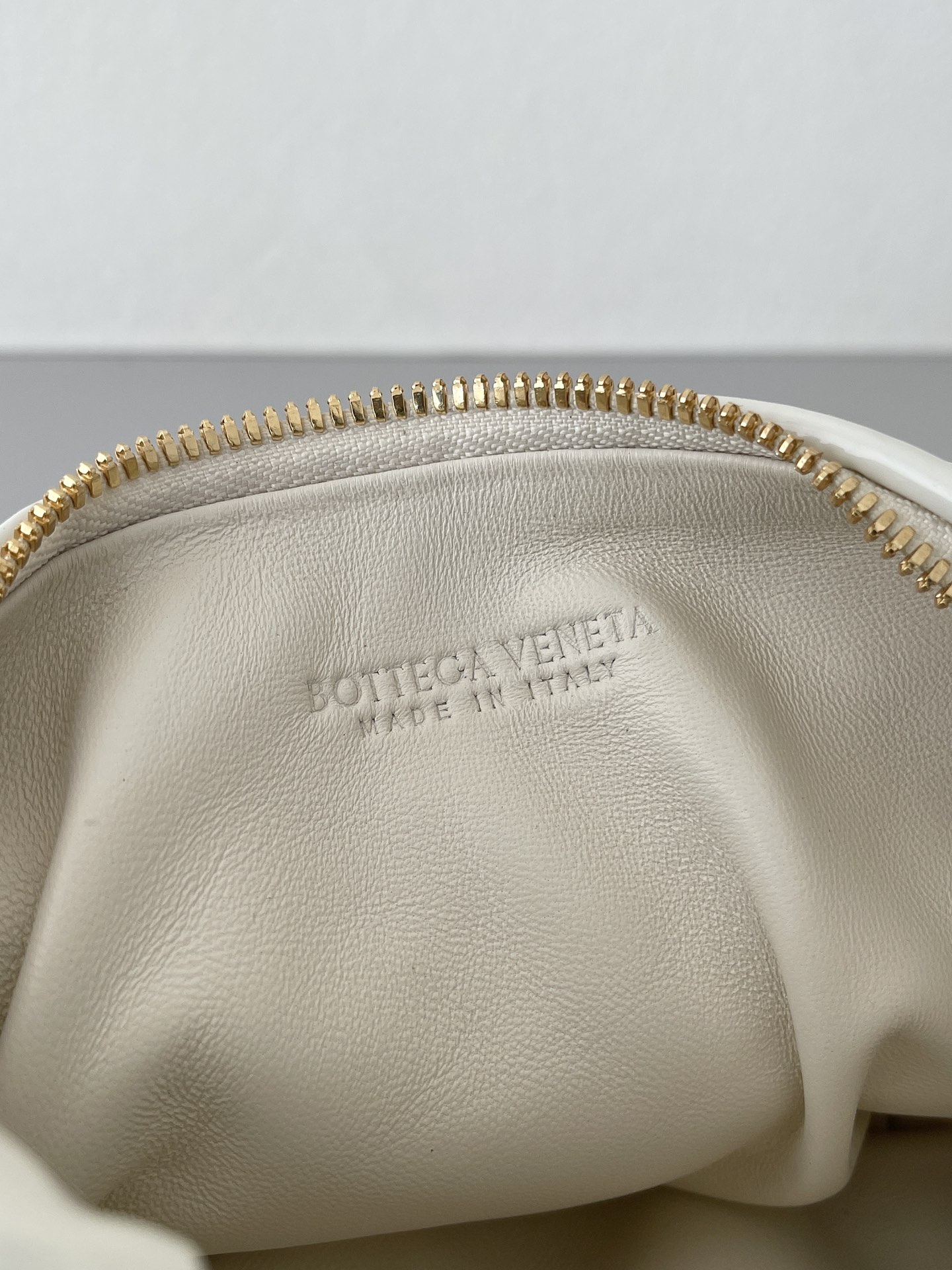 Bottega Veneta Jodie Hobo-23x28x8CM