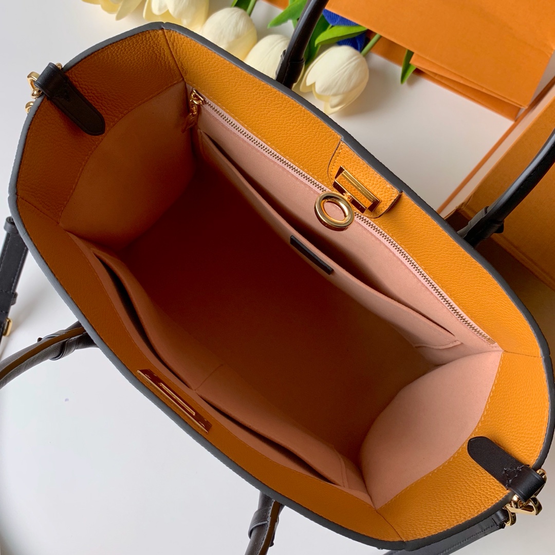 Louis Vuitton On My Side Tote Bag-M57728-31*25*14CM Louis Vuitton On My Side Tote Bag-M57728-31*25*14CM