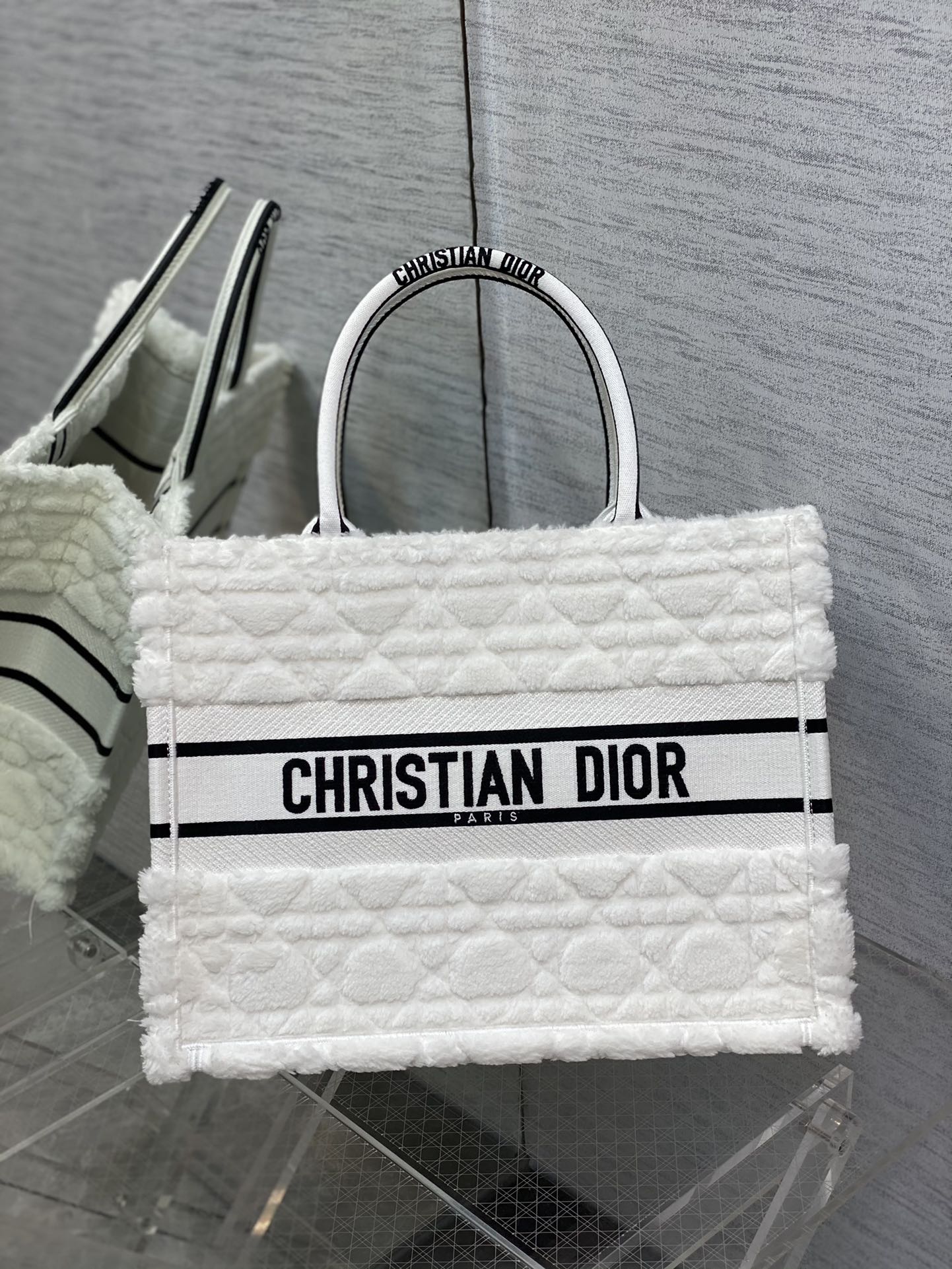 Diro Small Book Tote-36*18*28CM