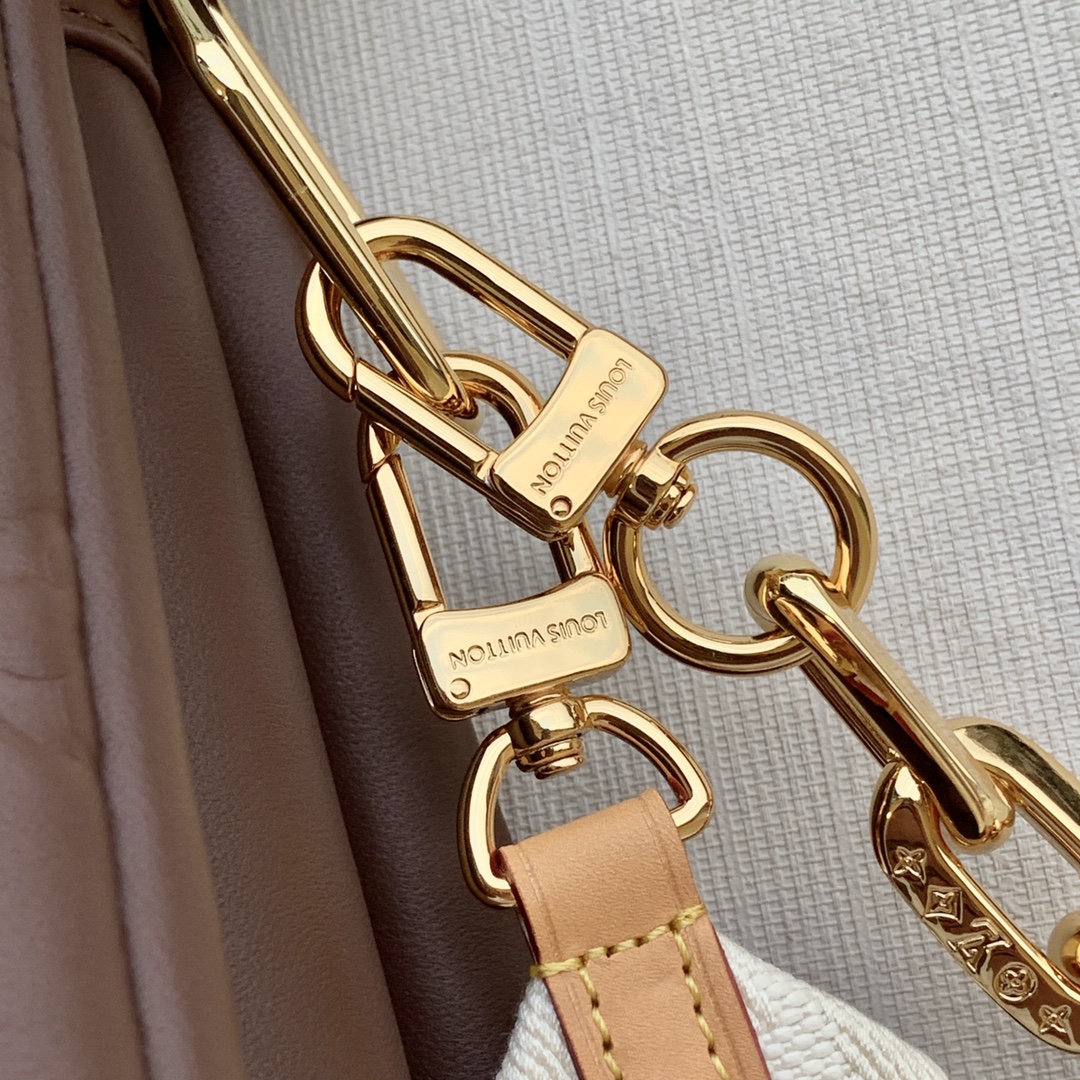 Louis Vuitton Coussin Handbags-26*20*12CM