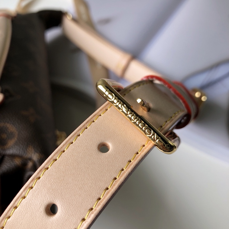 Louis Vuitton Bum Bag-37*14*13CM