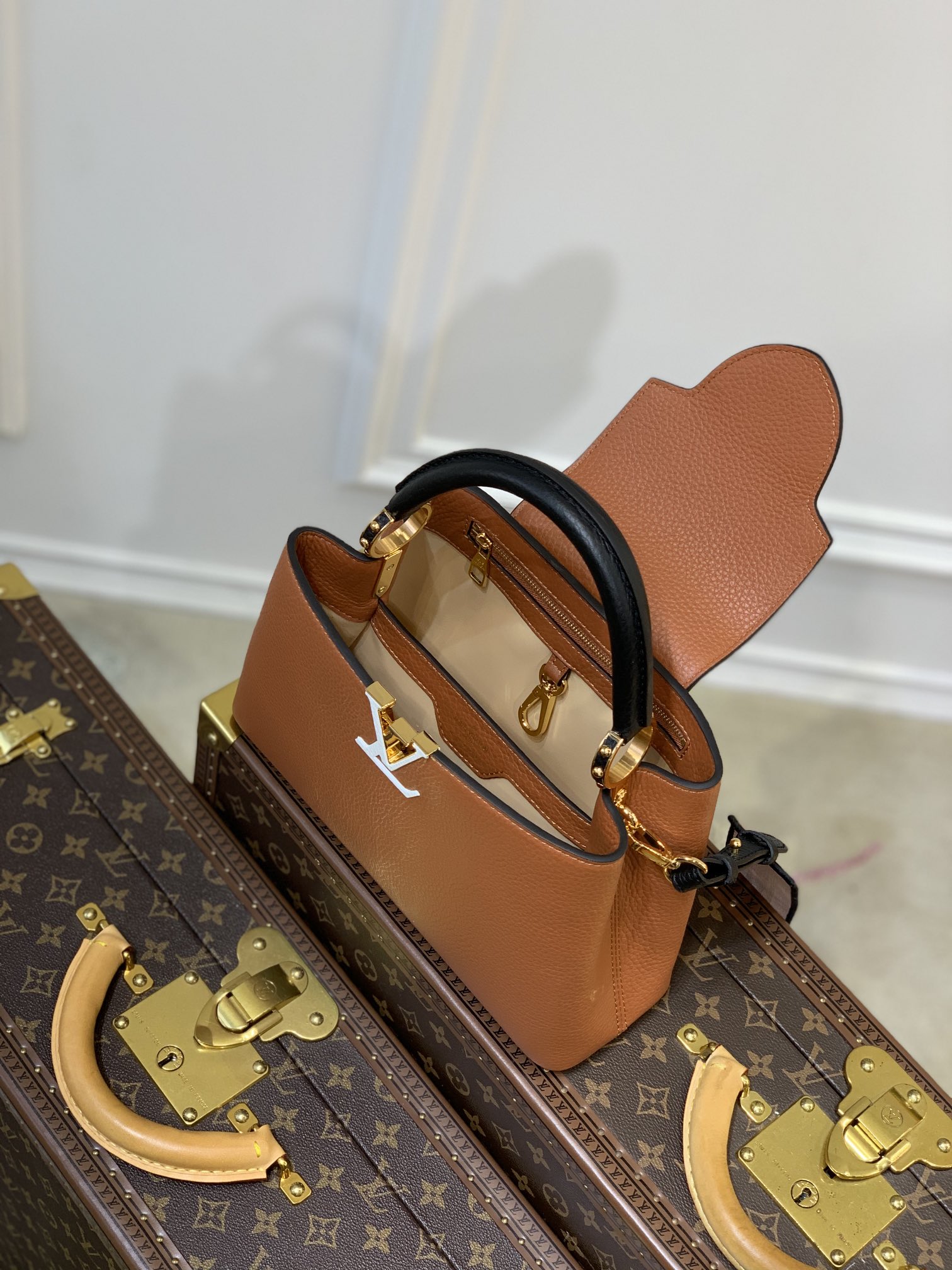 Louis Vuitton Capucines BB-27*18*9CM