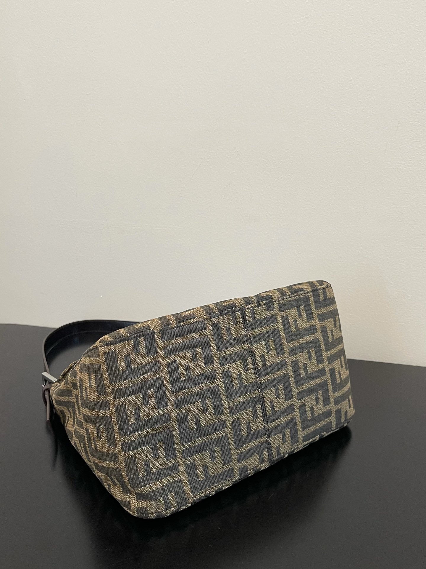 Fendi Vintage Handbags-25x17x13CM