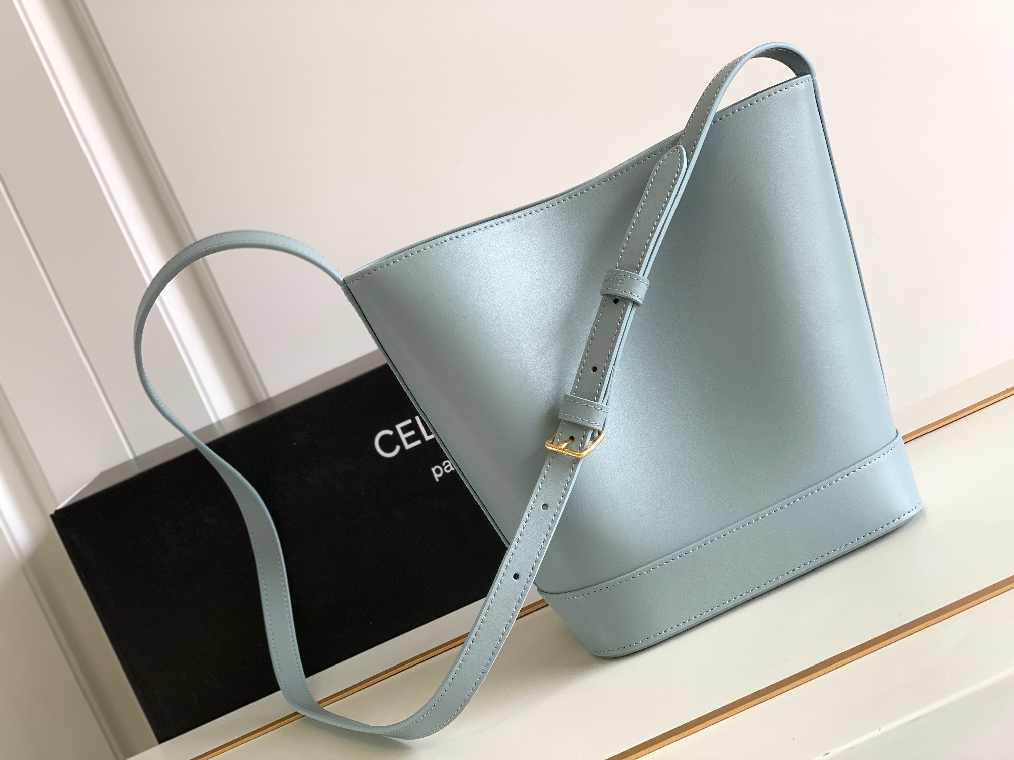 Celina Cuir Bucket-30×22×13CM