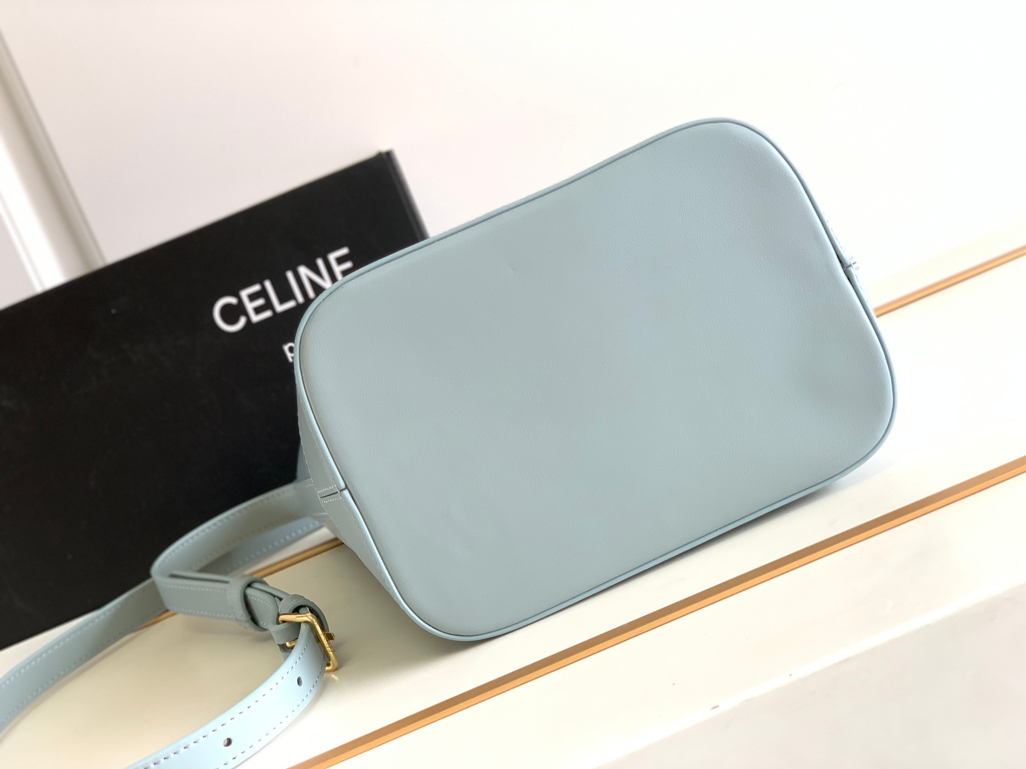 Celina Cuir Bucket-30×22×13CM