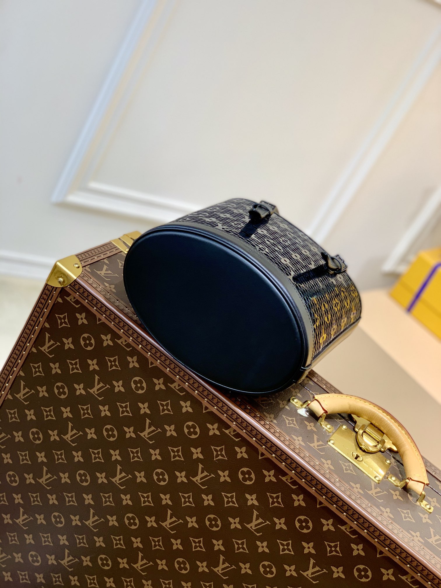 Louis Vuitton Bucket -23x26x16CM