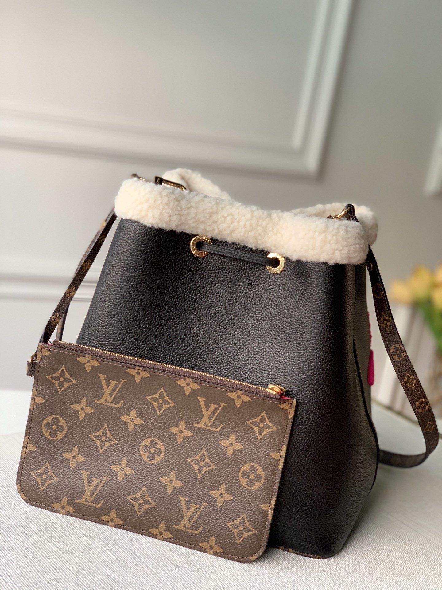 Louis Vuitton NéoNoé-26*26*17.5CM