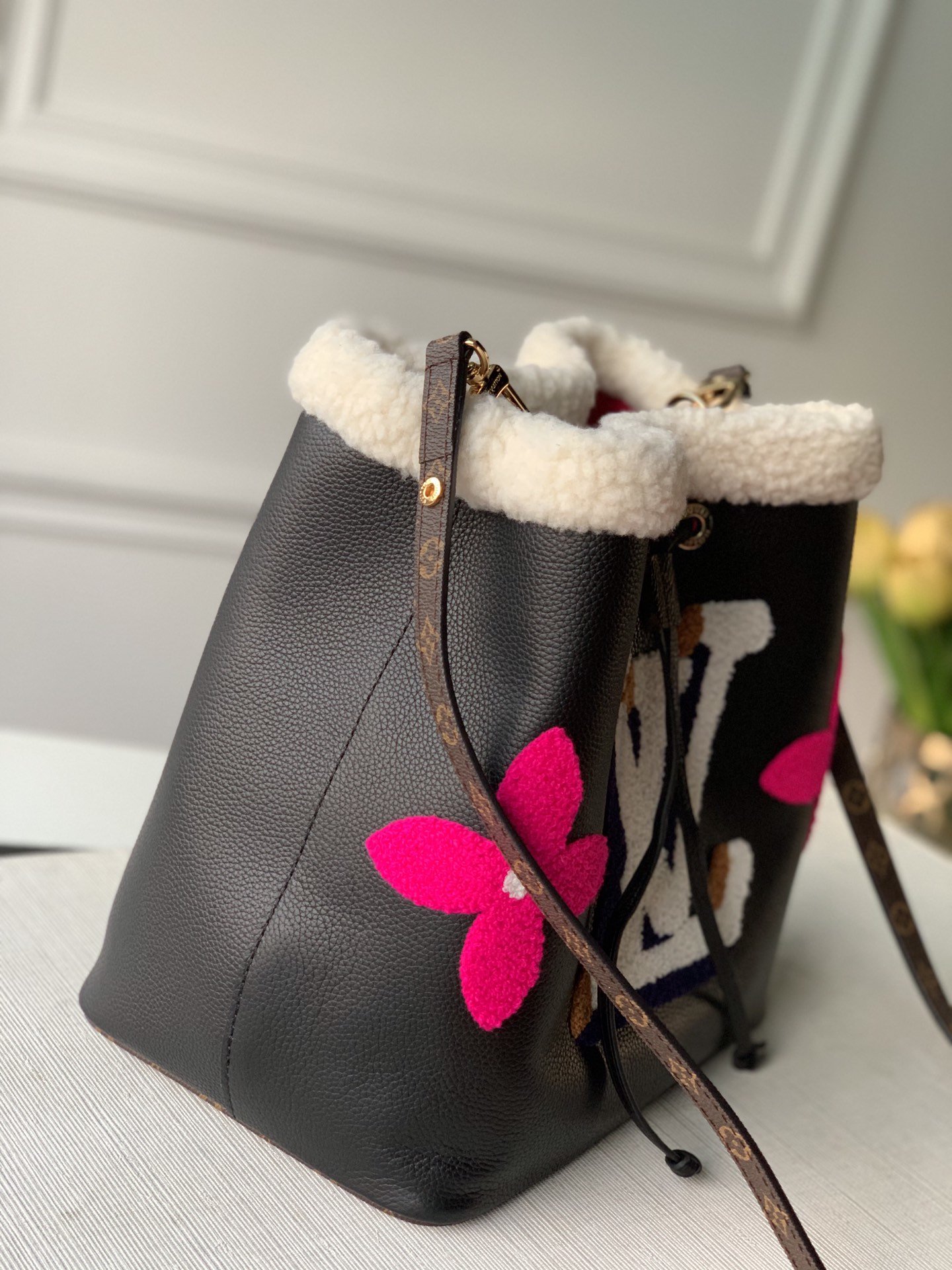 Louis Vuitton NéoNoé-26*26*17.5CM