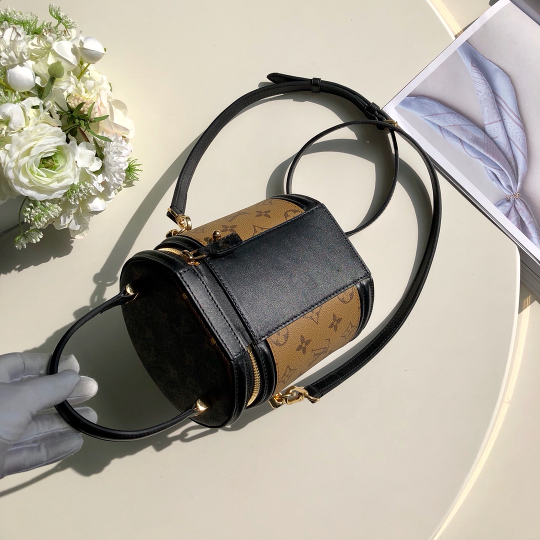 Louis Vuitton Cannes-15*17*15CM