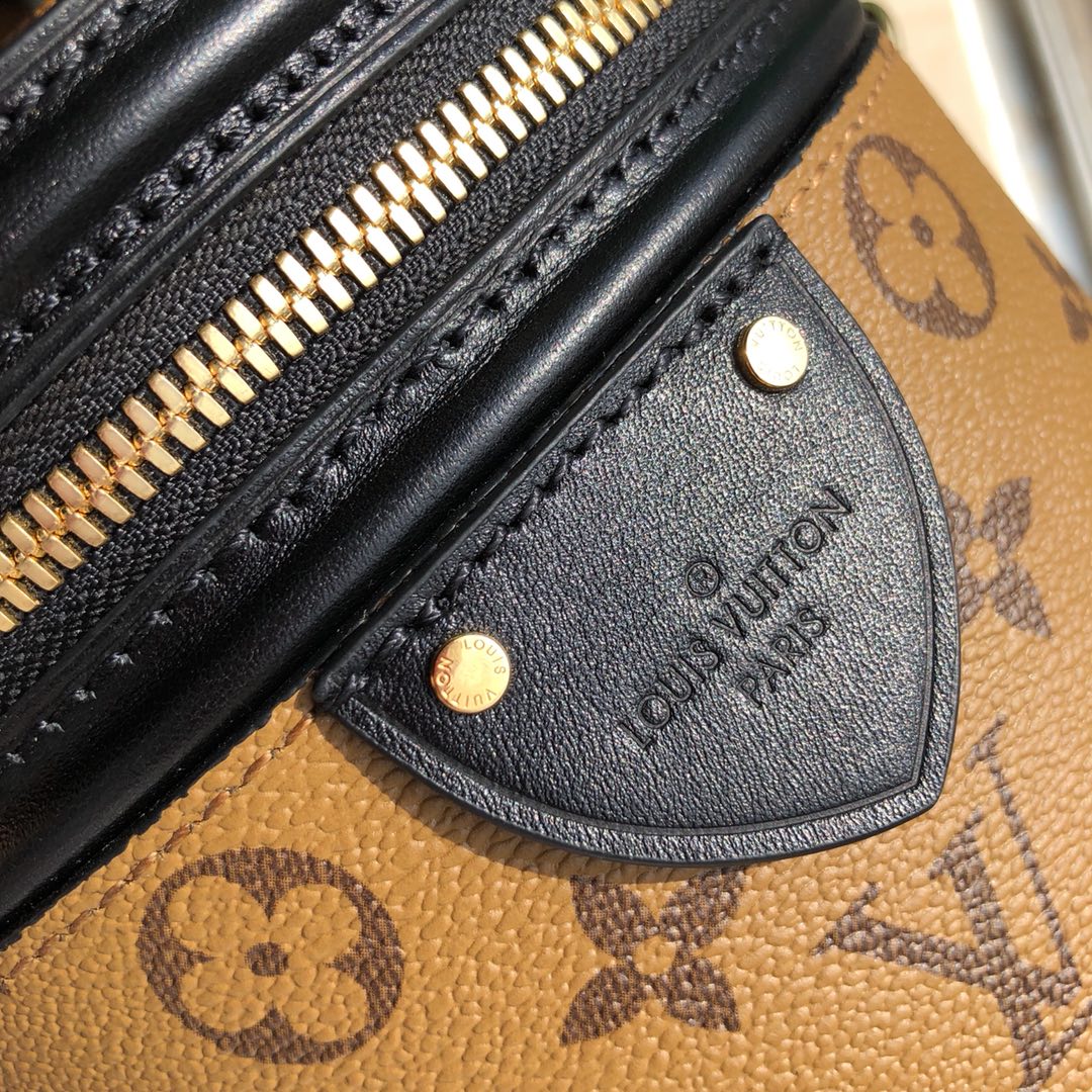 Louis Vuitton Cannes-15*17*15CM