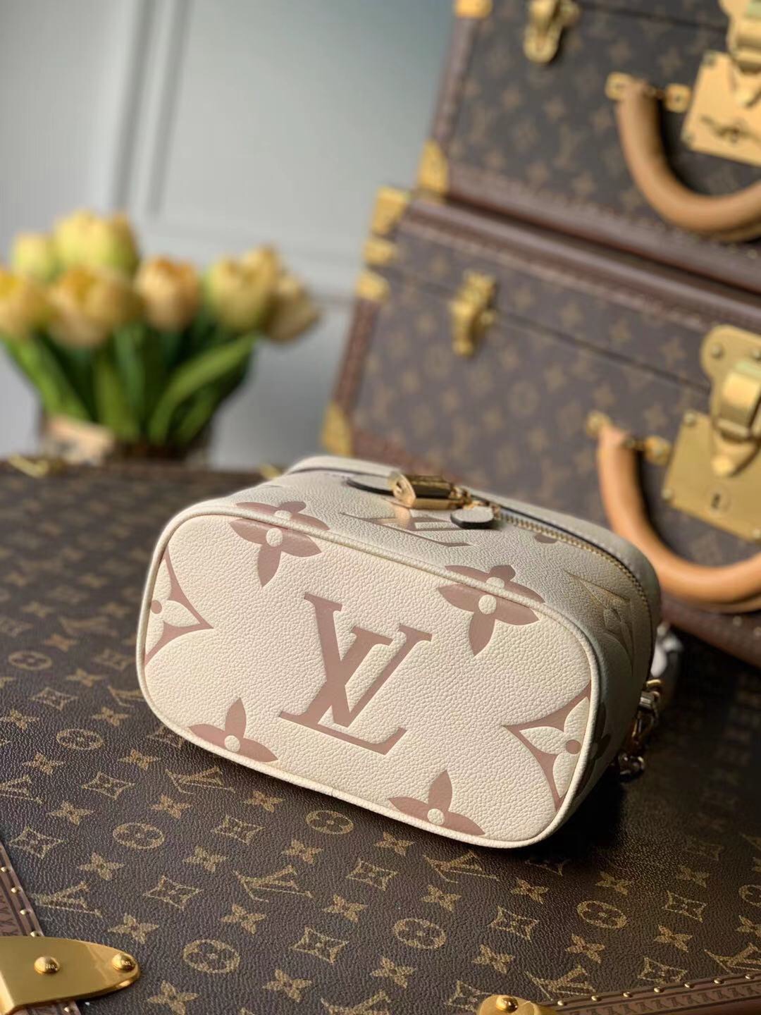 Louis Vuitton Vanity-14*19*10CM