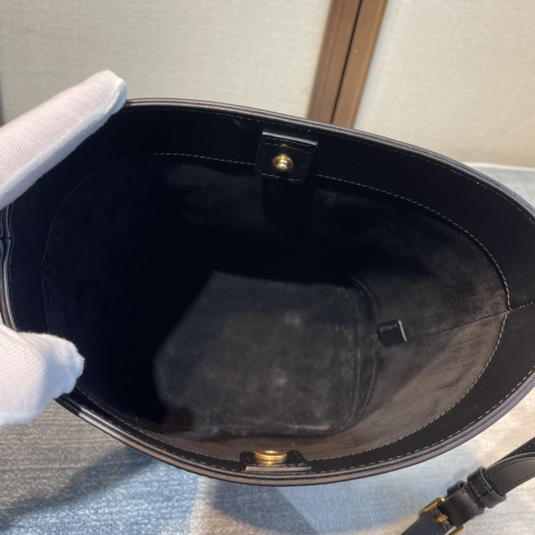 Celina Cuir Bucket-30×22×13CM