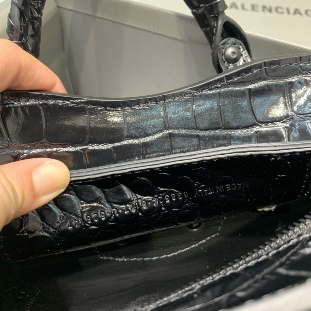 Balenciaga Neo Classic Bag-16.5*22*9*14.5CM