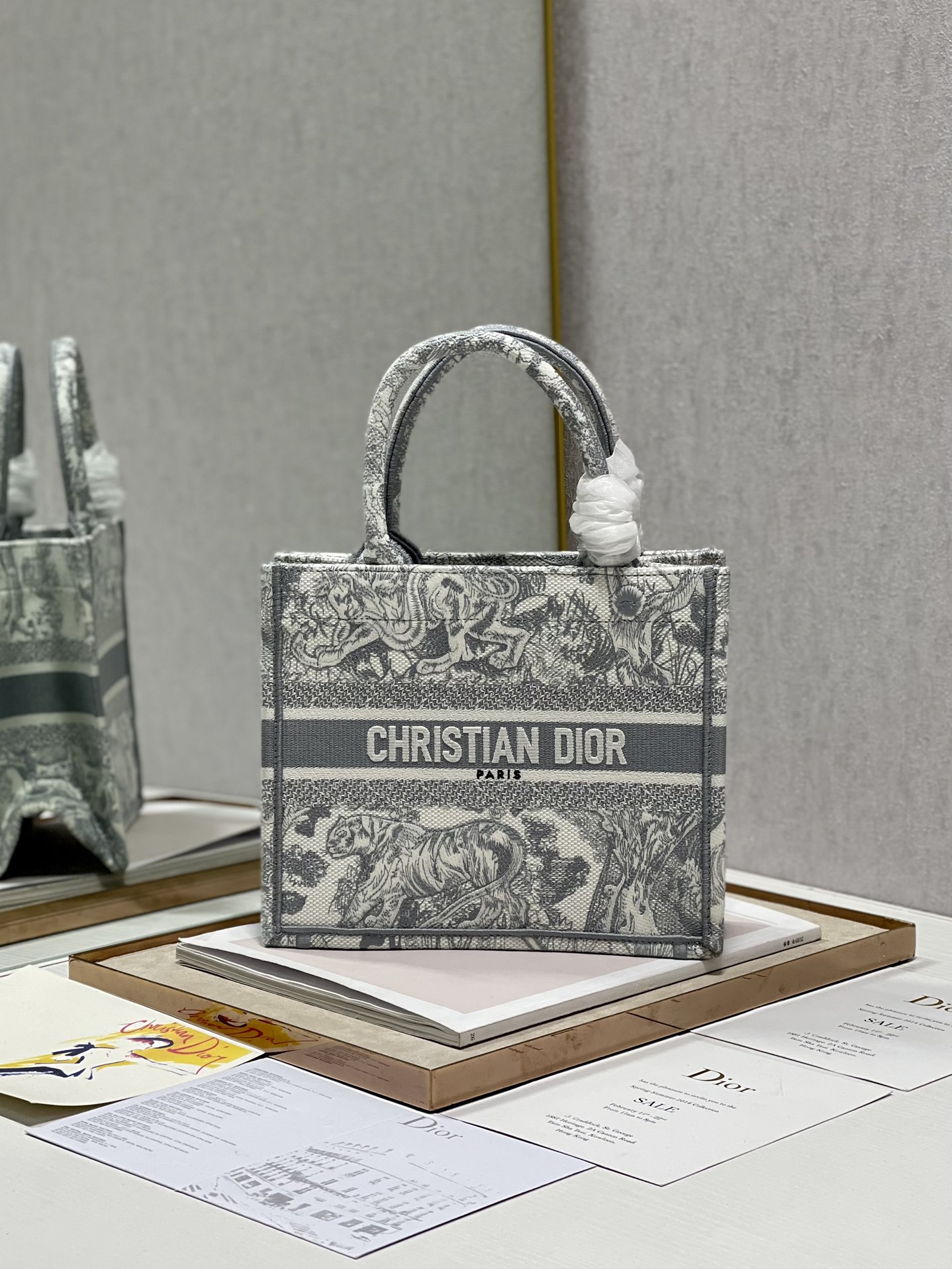 Diro Small Book Tote-26*8*22CM