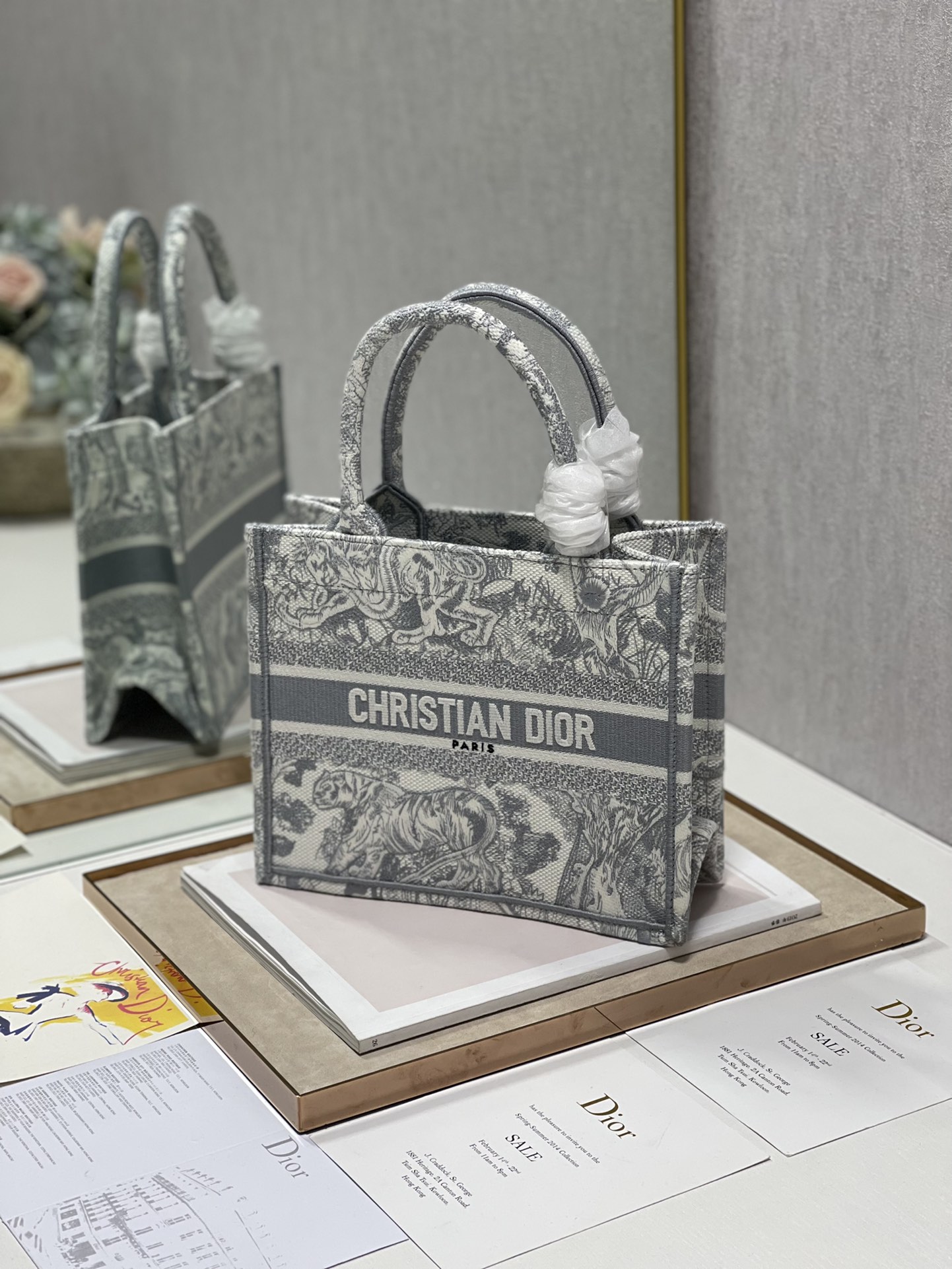 Diro Small Book Tote-26*8*22CM