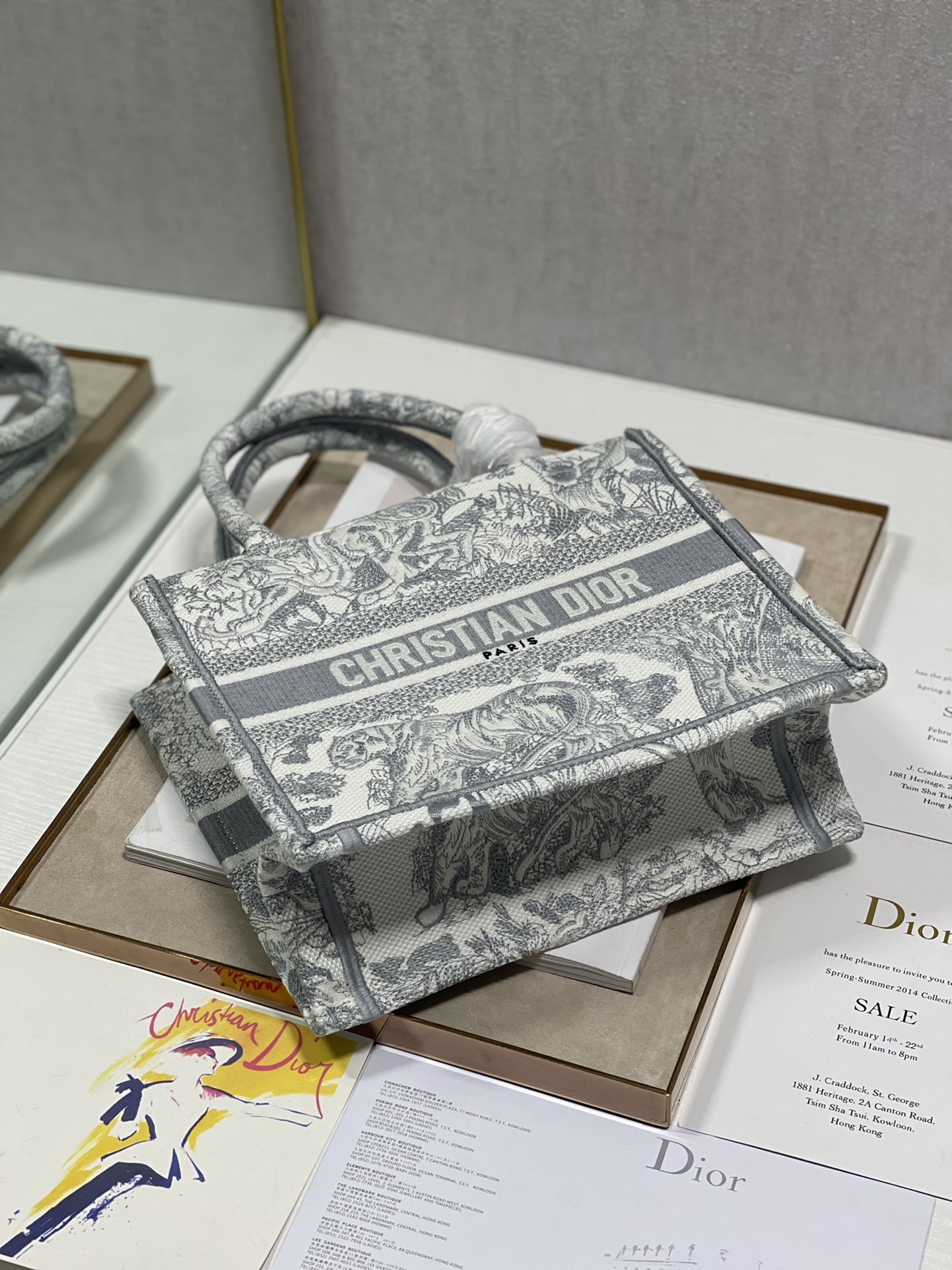 Diro Small Book Tote-26*8*22CM