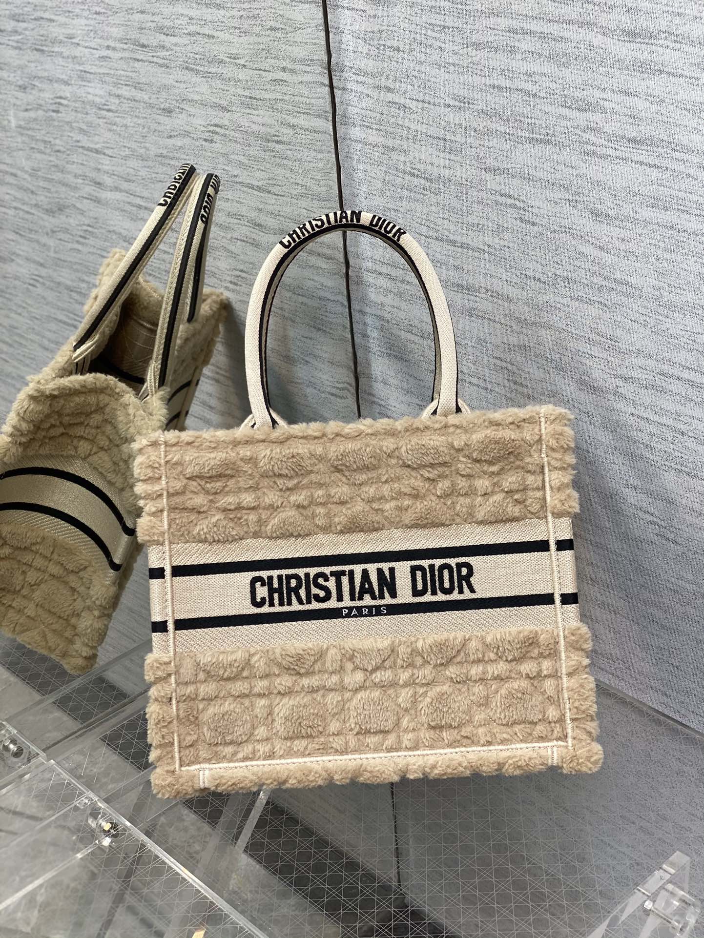 Diro Small Book Tote-26*8*22CM