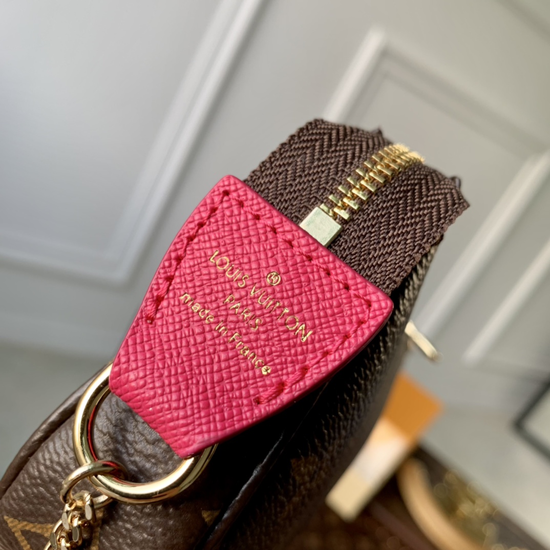 Louis Vuitton Mini Pochette Accessoires-15*9.5*3CM