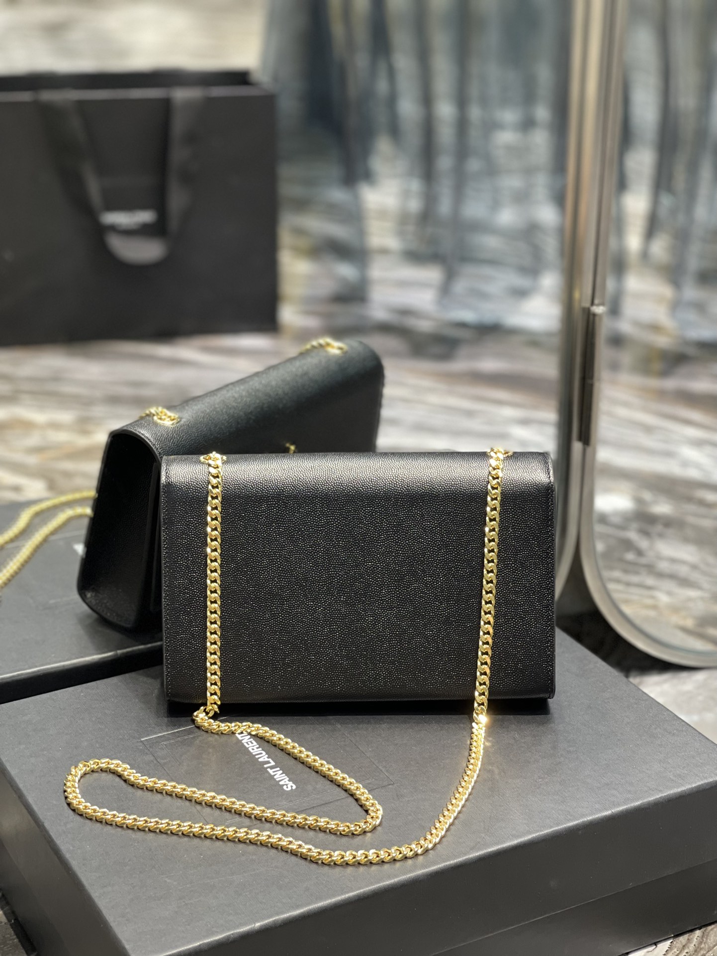 YSL Medium In Grain De Pouder Embossed Leather-24*14.5*5.5CM
