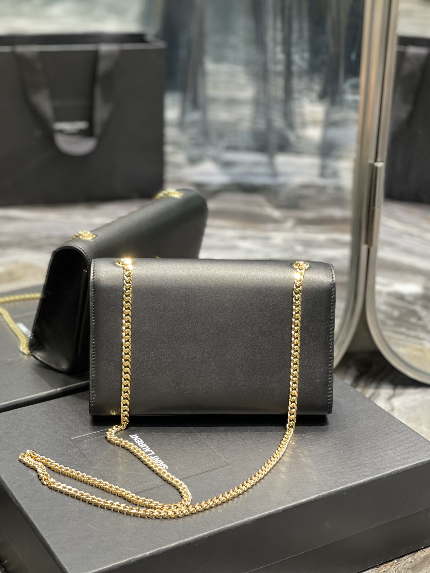 YSL Kate Medium With Tassle In Smooth Leather-24*14.5*5.5CM