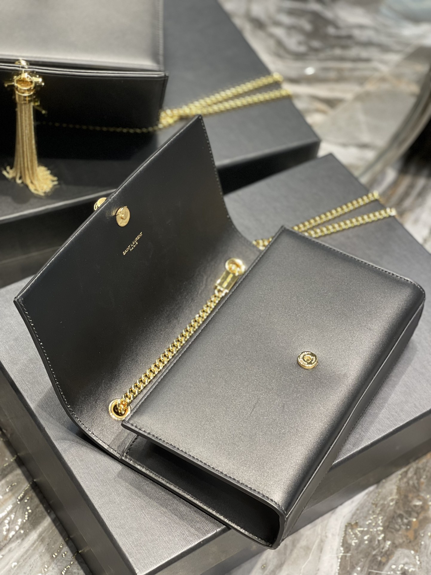 YSL Kate Medium With Tassle In Smooth Leather-24*14.5*5.5CM