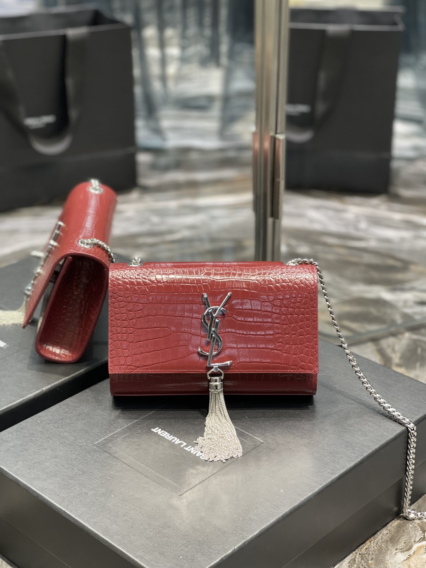 YSL Kate Medium With Tassle In Crocodile Leather-20×13.5×5.5cCM