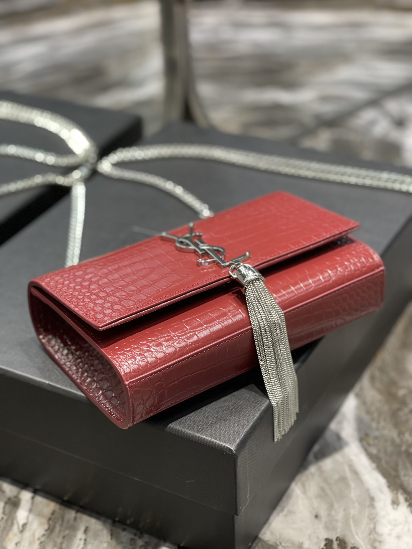 YSL Kate Medium With Tassle In Crocodile Leather-20×13.5×5.5cCM