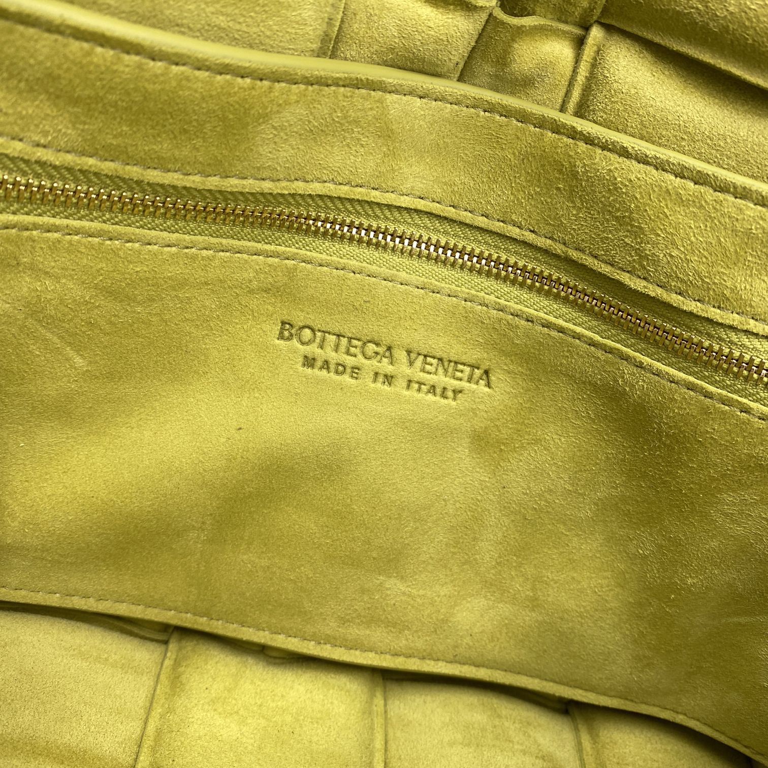 Bottega Veneta Padded Cassette Bag-26*18*8CM