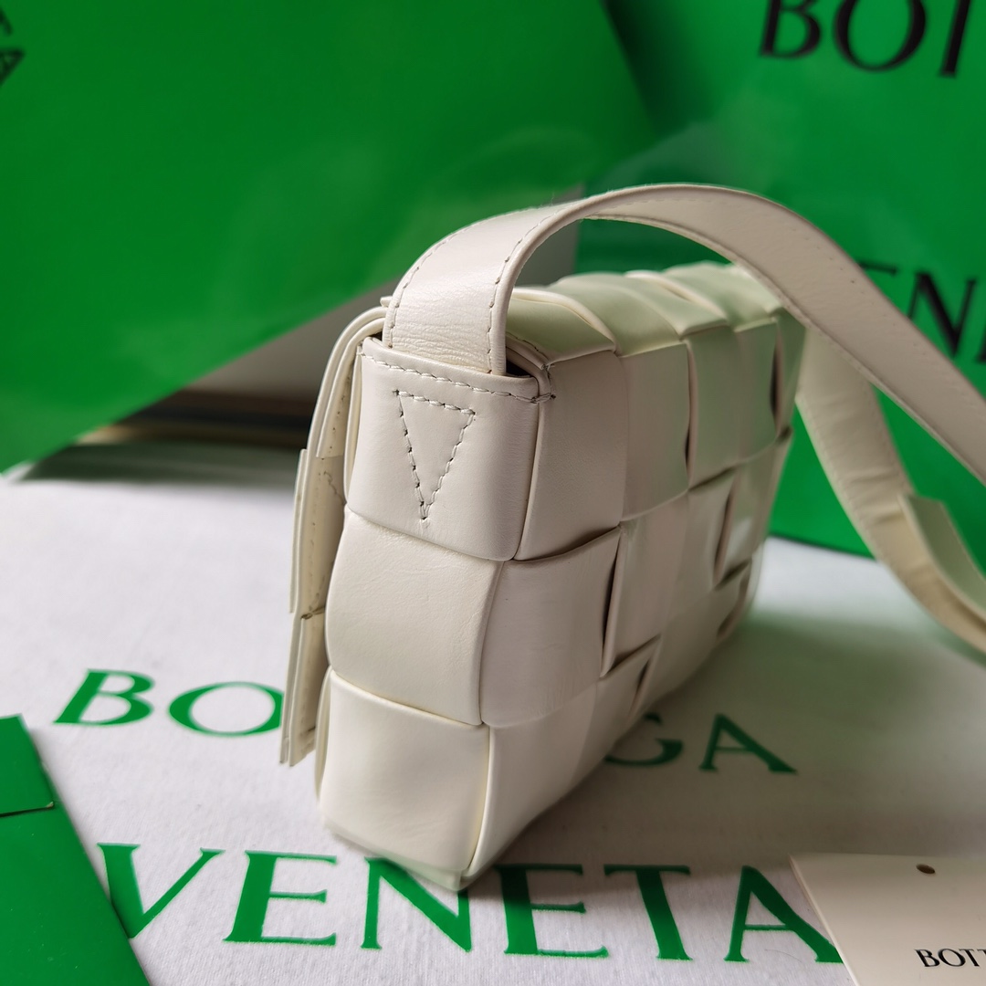 Bottega Veneta Cassette Bag-17.5×10.5×3.5CM