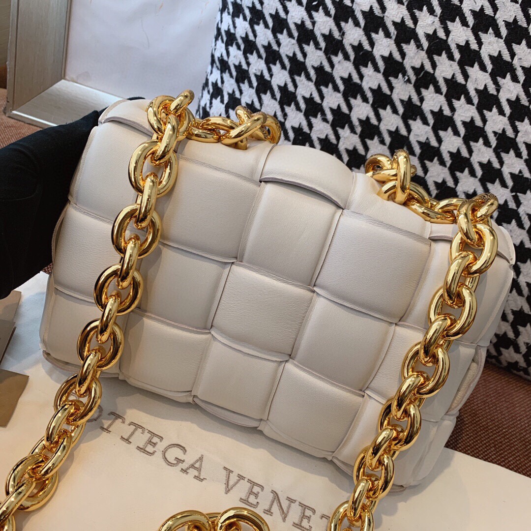 Bottega Veneta Padded Cassette Bag-26*18*8CM