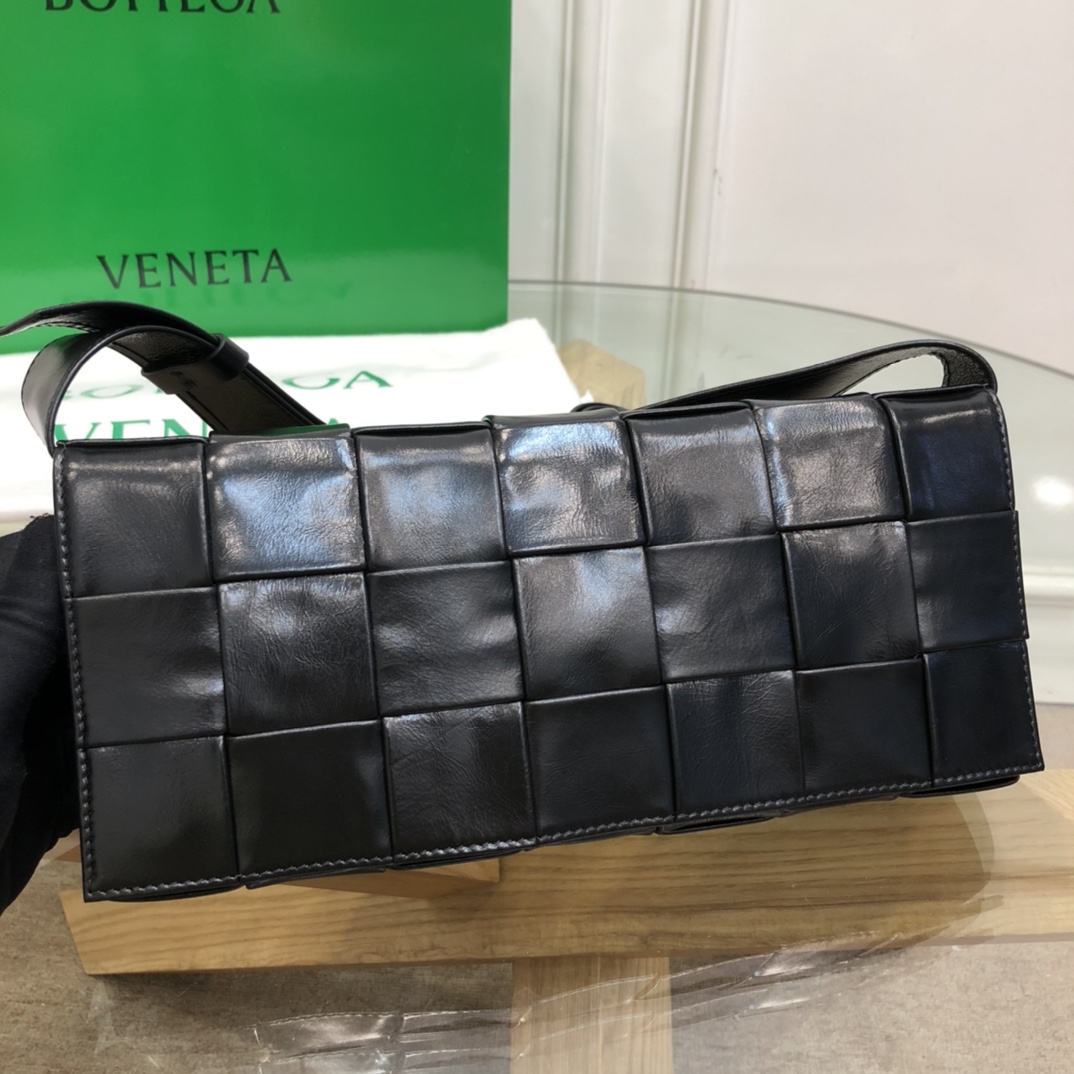 Bottega Veneta Belt Cassette Bag-14*28*4CM