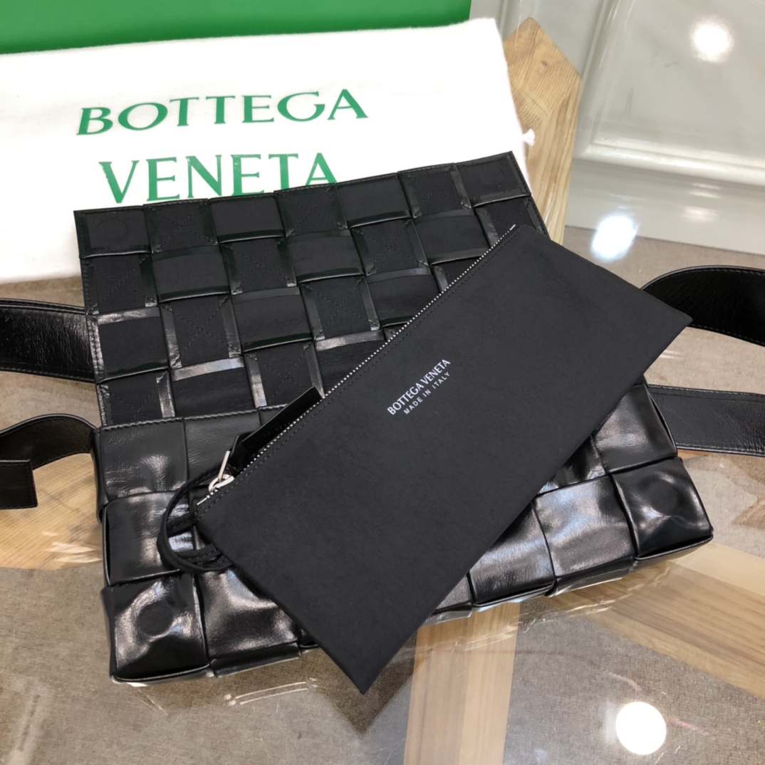Bottega Veneta Belt Cassette Bag-14*28*4CM