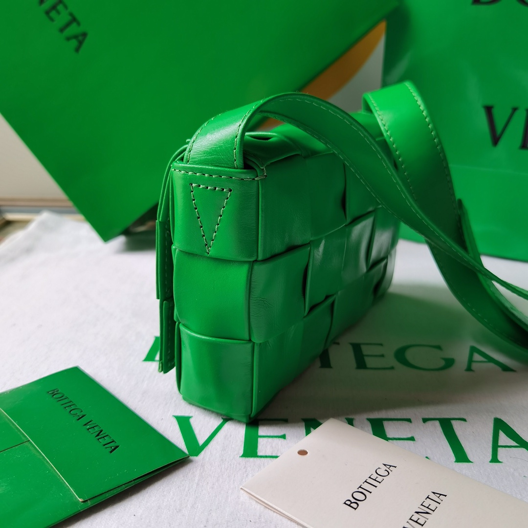 Bottega Veneta Cassette Bag-17.5×10.5×3.5CM