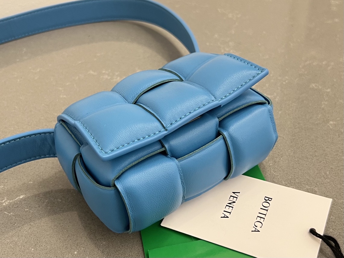 Bottega Veneta Padded Cassette Bag-12*8*4CM