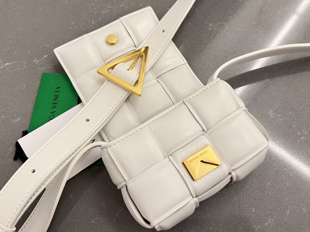 Bottega Veneta Padded Cassette Bag-12*8*4CM