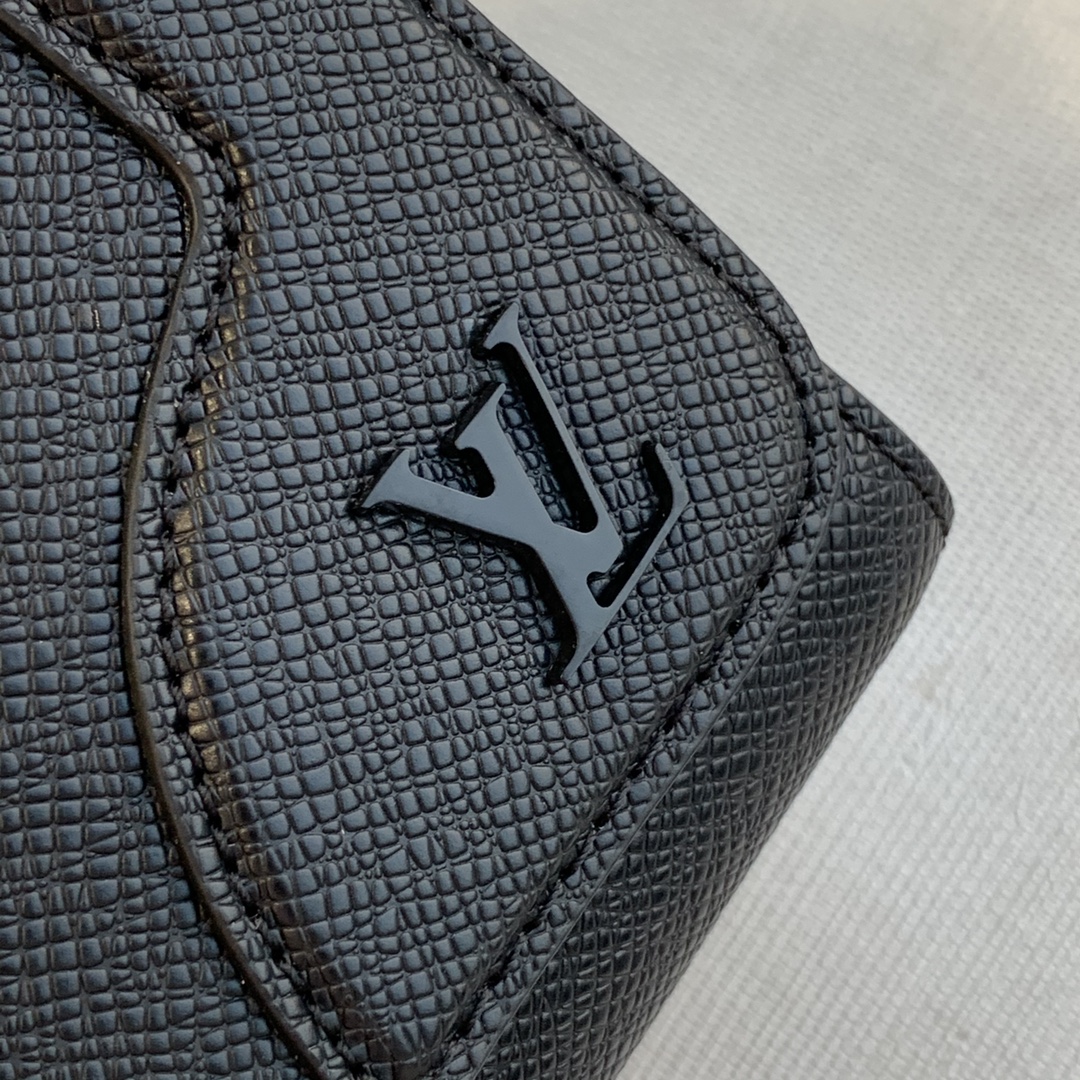 Louis Vuitton New Flap Bag-M30807-28.3 x 18.3 x 4.3CM