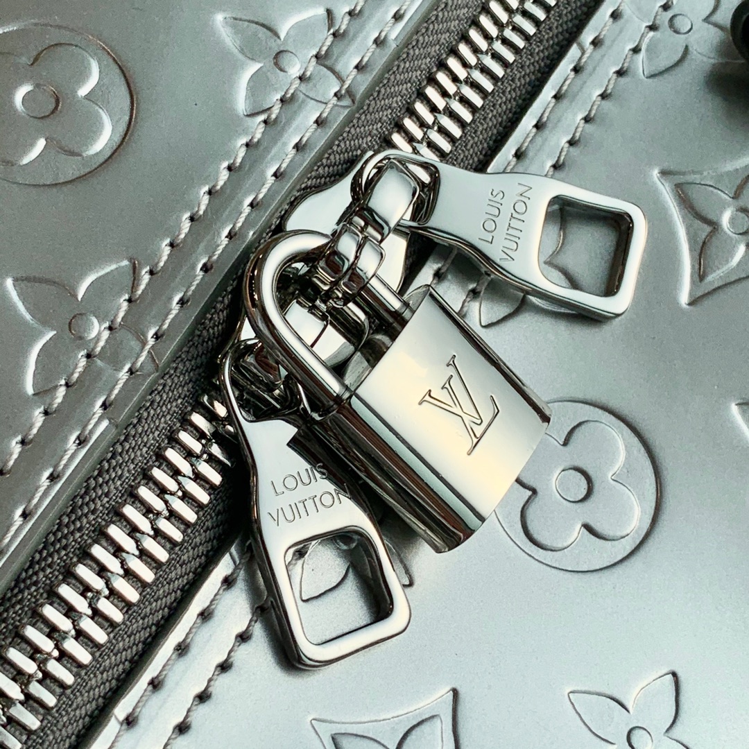Louis Vuitton Keepall BANDOULIÈRE 50-50 x 29 x 23CM