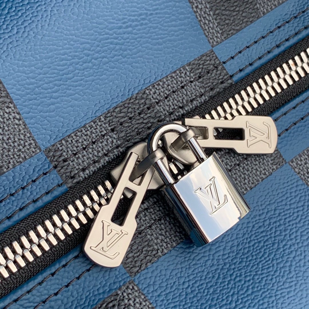 Louis Vuitton Keepall 50