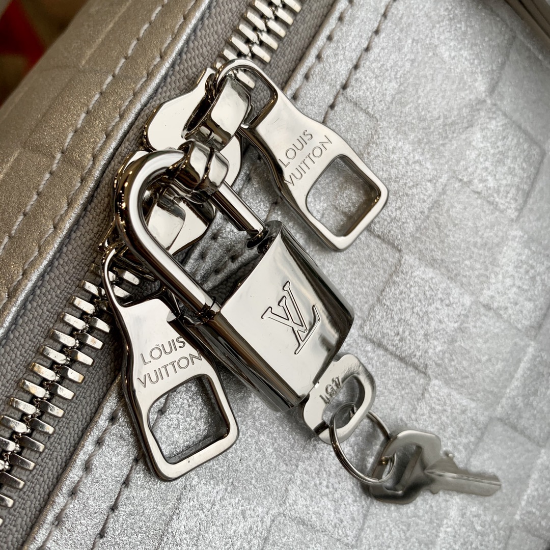 Louis Vuitton Keepall Bandoulière-50.0 x29.0 x23.0CM