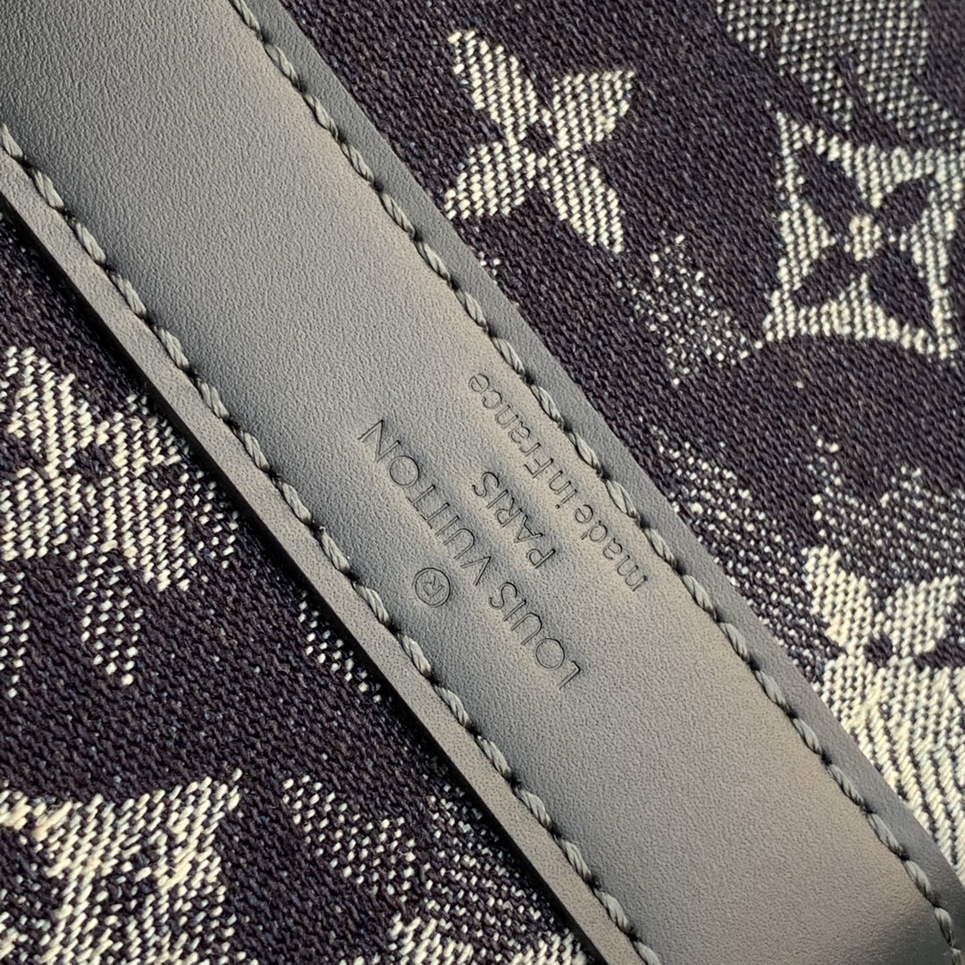 Louis Vuitton Keepall Bandoulière-50.0 x29.0 x23.0CM