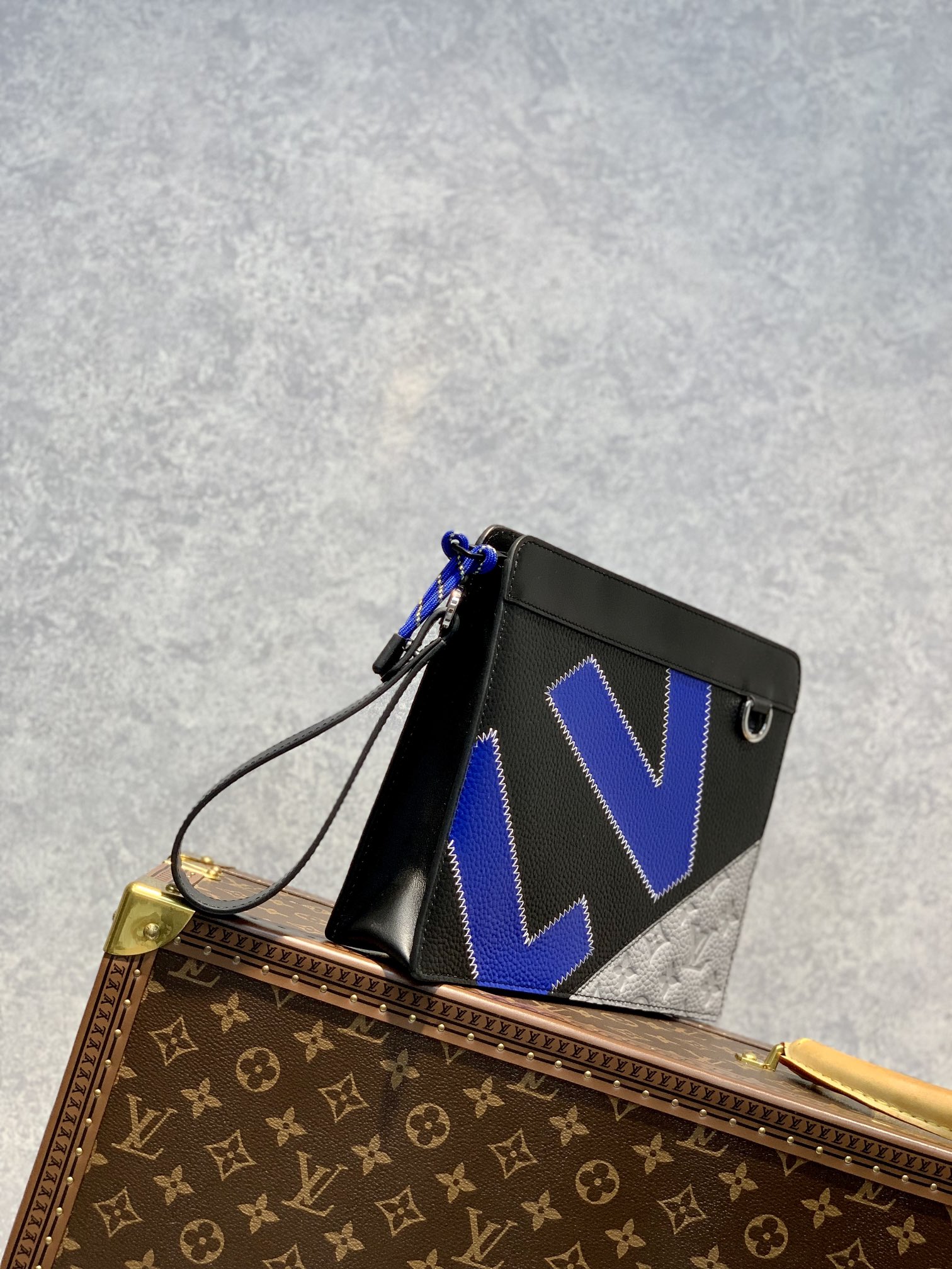 Louis Vuitton Standing Pouch-21*27*5CM Louis Vuitton Standing Pouch-21*27*5CM