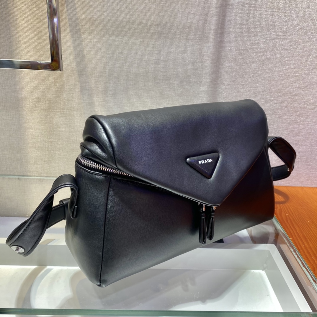 Prada Lambskin Shoulder Bag-1BC165-32*21*12CM Prada Lambskin Shoulder Bag-1BC165-32*21*12CM
