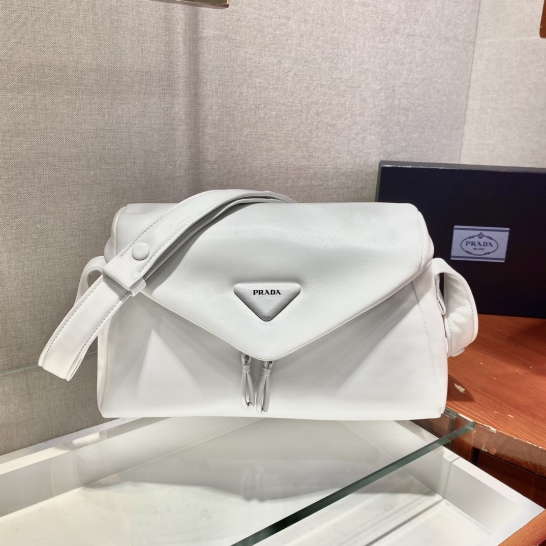 Prada Lambskin Shoulder Bag-1BC165-32*21*12CM