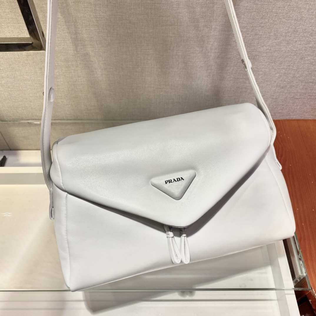 Prada Lambskin Shoulder Bag-1BC165-32*21*12CM Prada Lambskin Shoulder Bag-1BC165-32*21*12CM