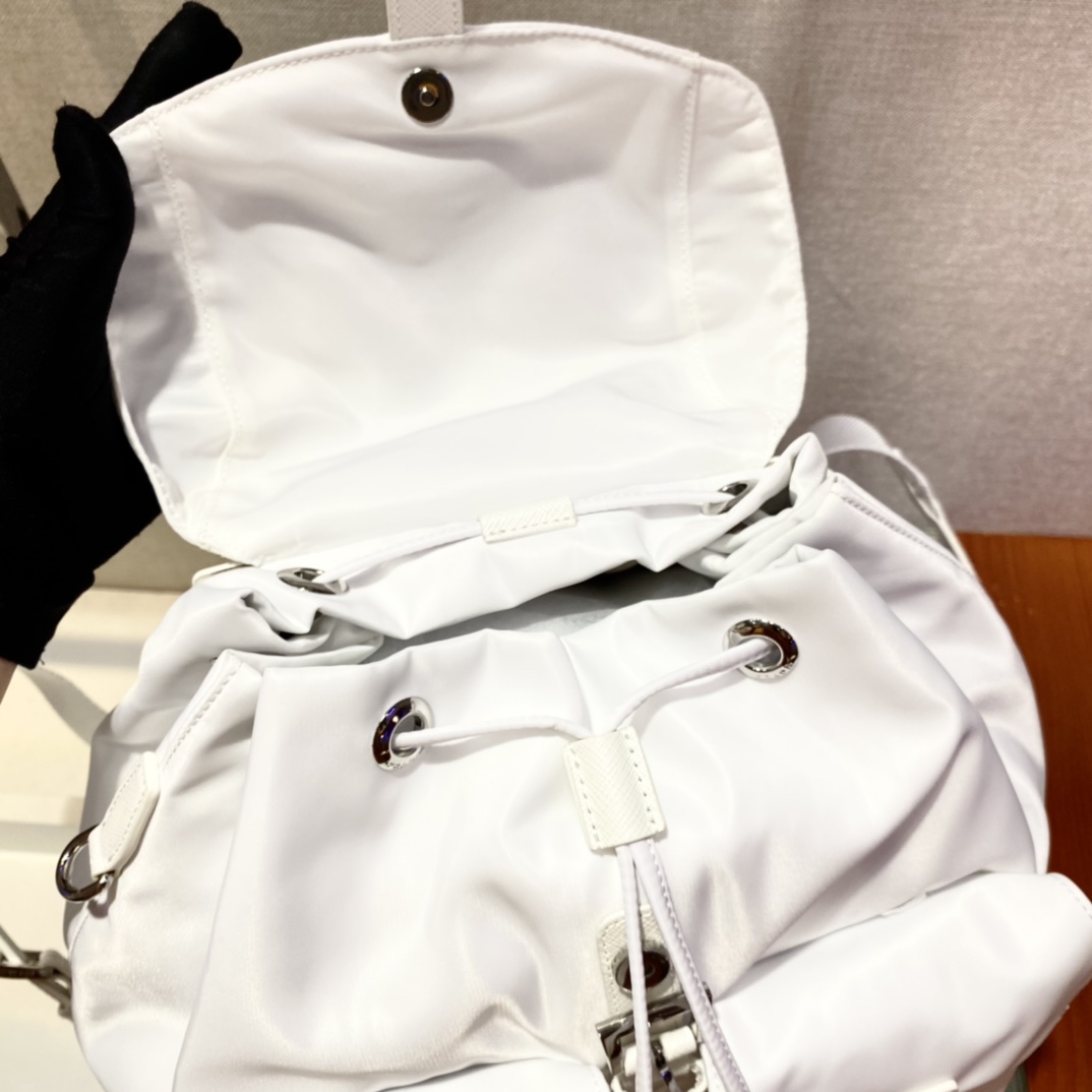 Prada Backpack 1BZ811-30*32*15CM Prada Backpack 1BZ811-30*32*15CM