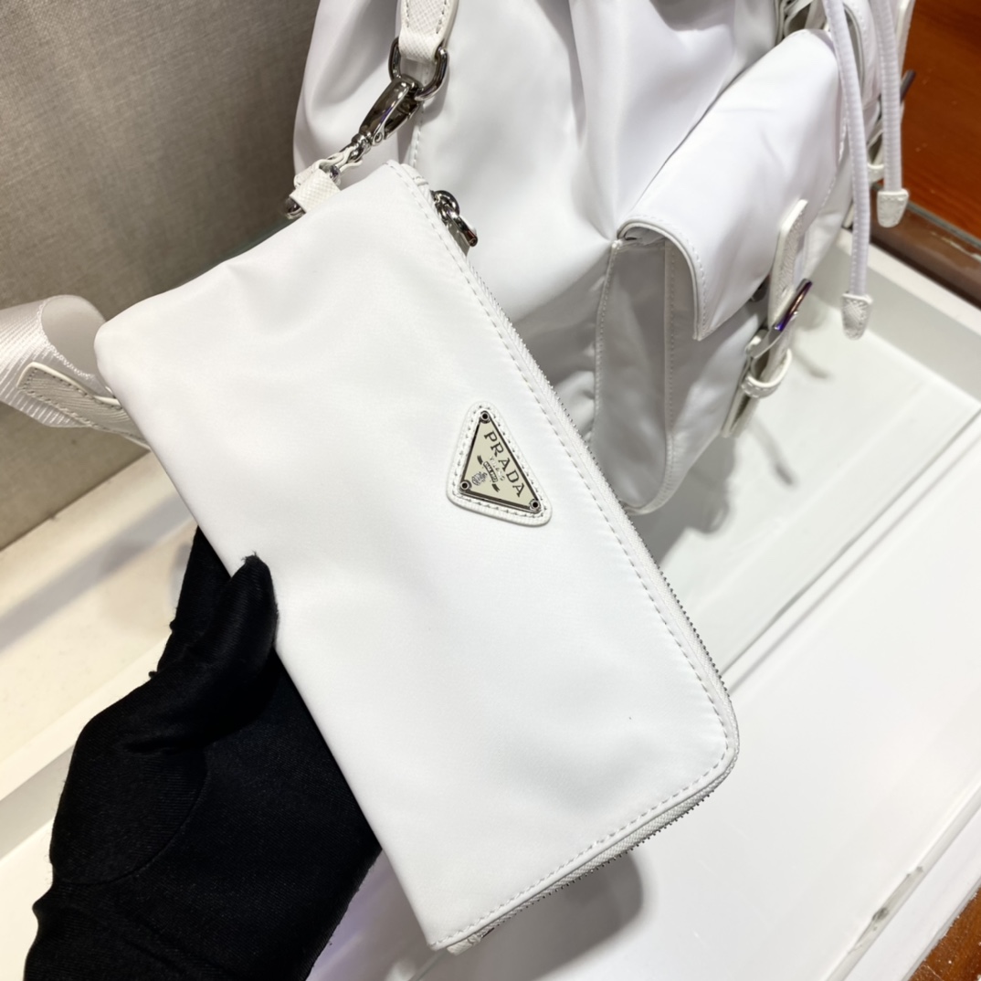 Prada Backpack 1BZ811-30*32*15CM Prada Backpack 1BZ811-30*32*15CM