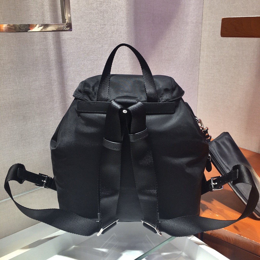 Prada Backpack 1BZ811-30*32*15CM